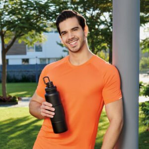 Hombre con termo hercules